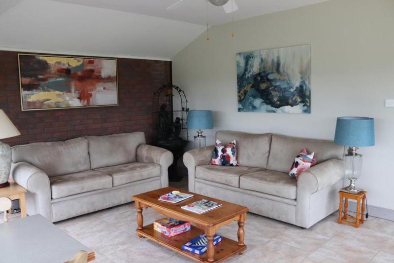 Hillview Lodge