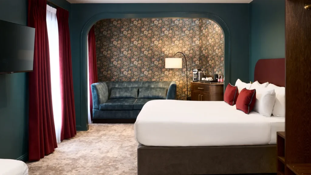 The House Hotel