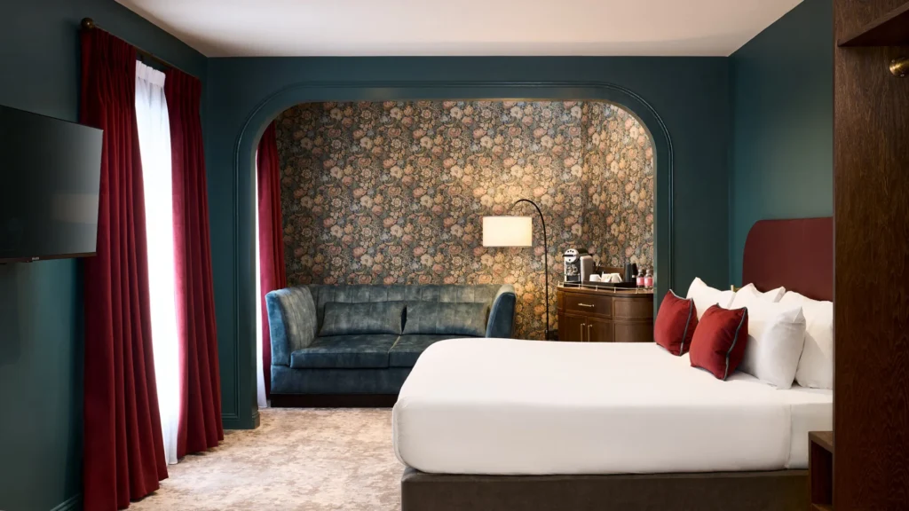 The House Hotel