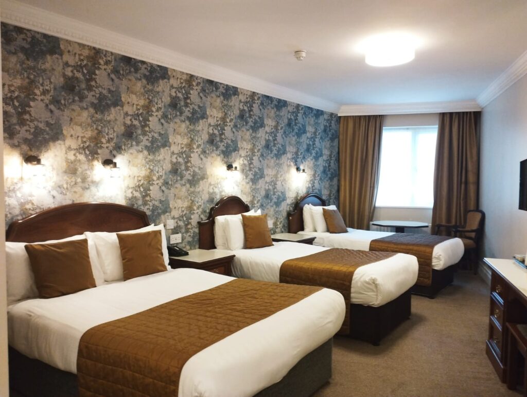 Central Hotel Donegal