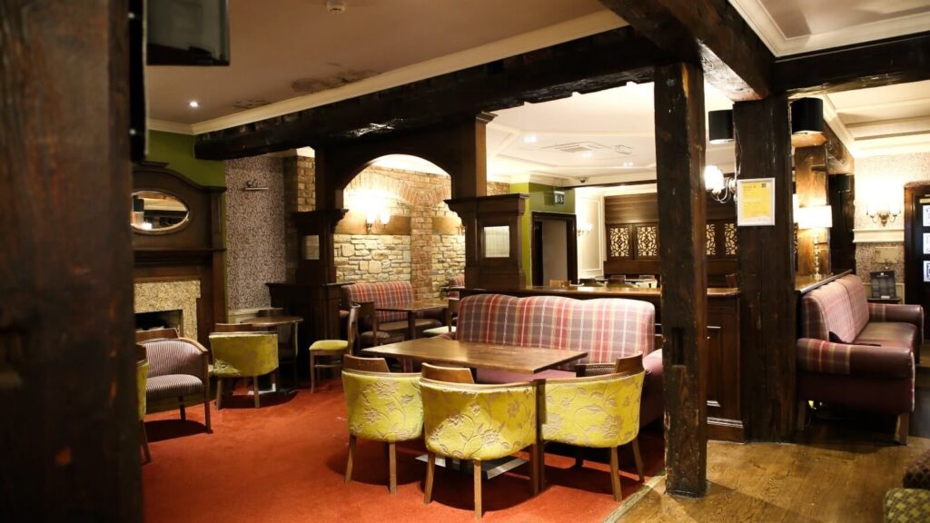 Mulroy Woods Hotel