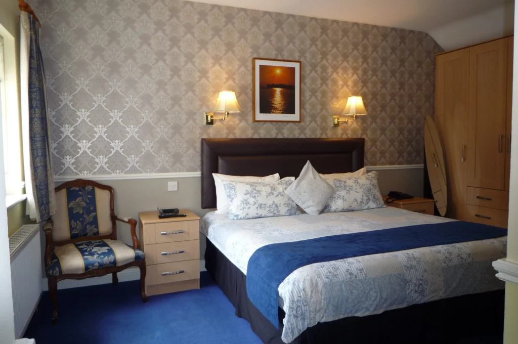 Avlon House Bed & Breakfast