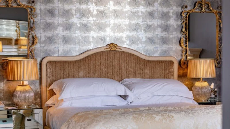 Step House Hotel