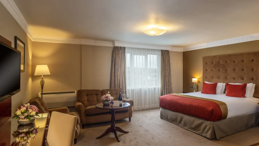 Canal Court Hotel