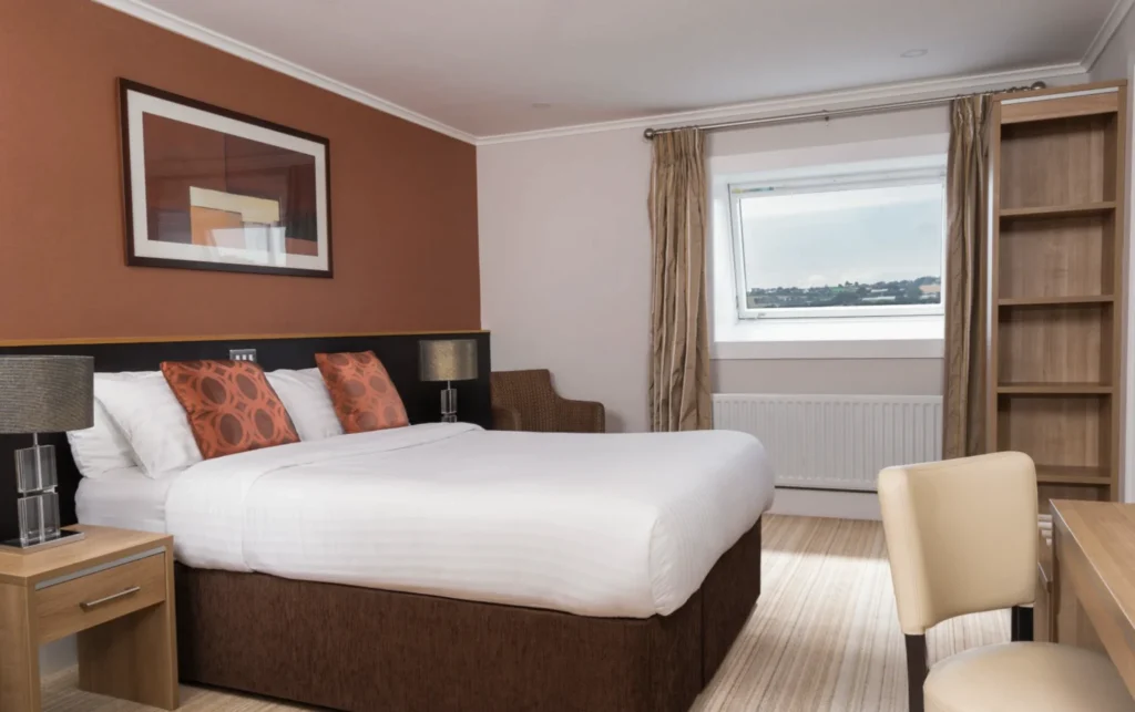 Strangford Arms Hotel