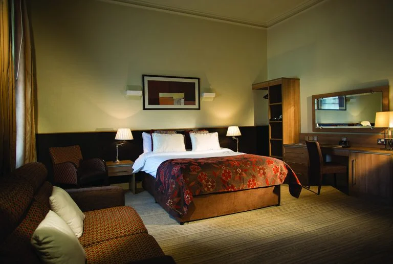 Strangford Arms Hotel