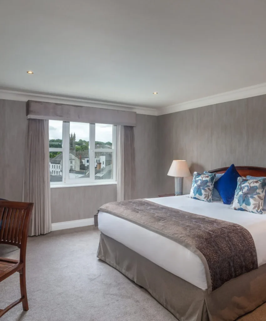 Canal Court Hotel