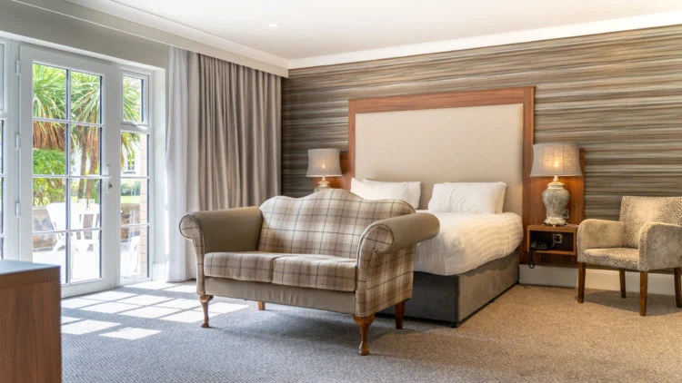 Dunadry Hotel And Gardens