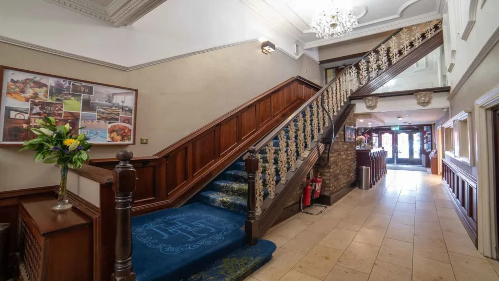 Hibernian Hotel & Leisure Centre