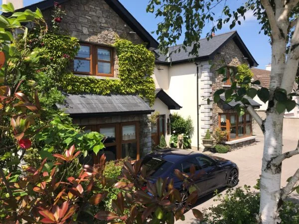 Avlon House Bed & Breakfast