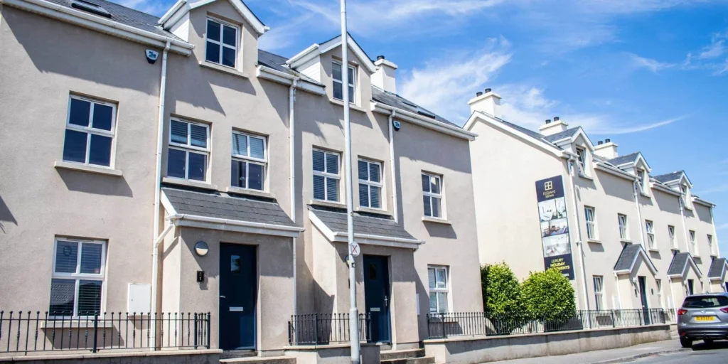 Hillyard Mews