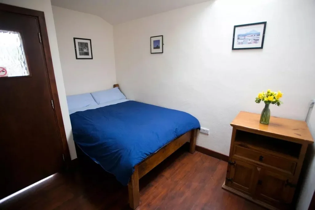 Aille River Tourist Hostel & Campsite