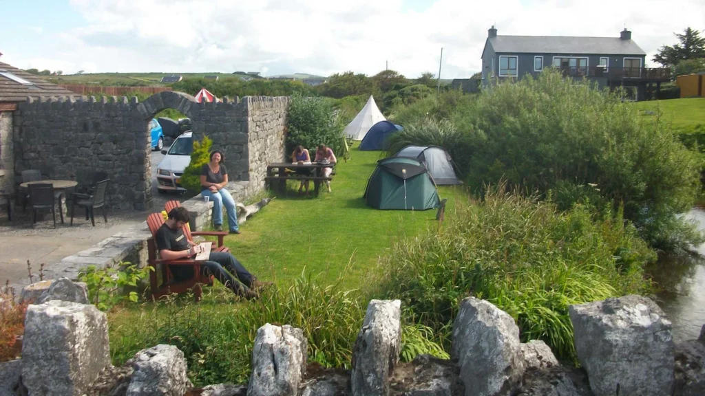 Aille River Tourist Hostel & Campsite