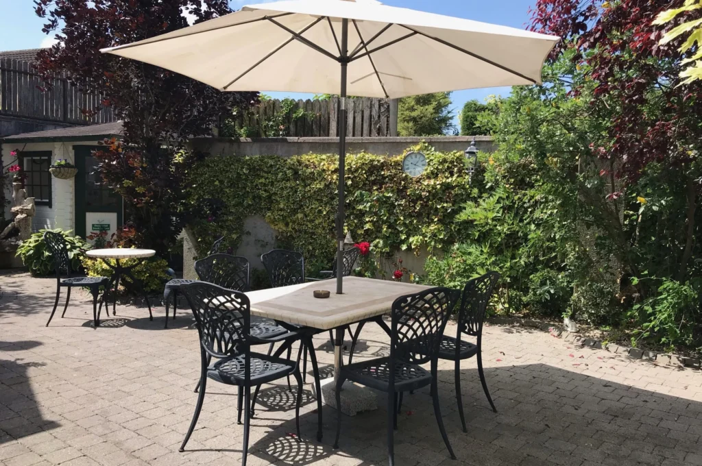 Avlon House Bed & Breakfast