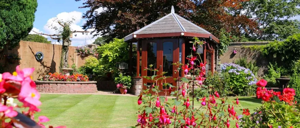 Pinegrove Lodge